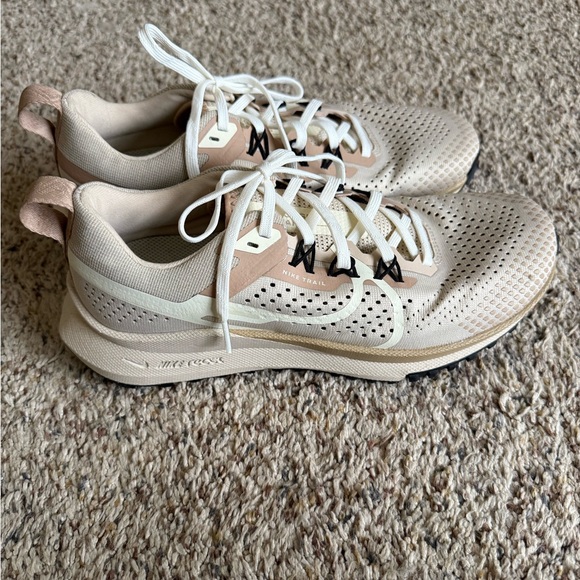 Nike react Pegasus trail running shoe - brand new - Picture 2 of 7